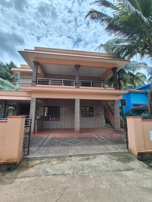 Sharvari Home Stay Udupi Eksteriør bilde